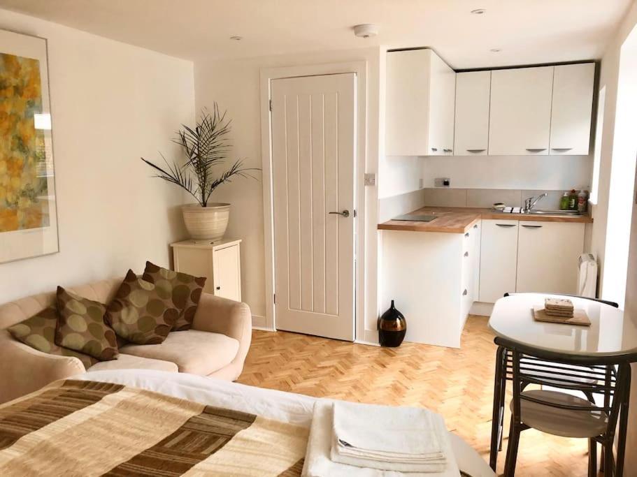 Charming Minimum 2 Night Apartment Southwick (West Sussex)